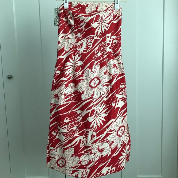 Express Stretch Long Fitted Red Floral Dress - Picture 3 of 4